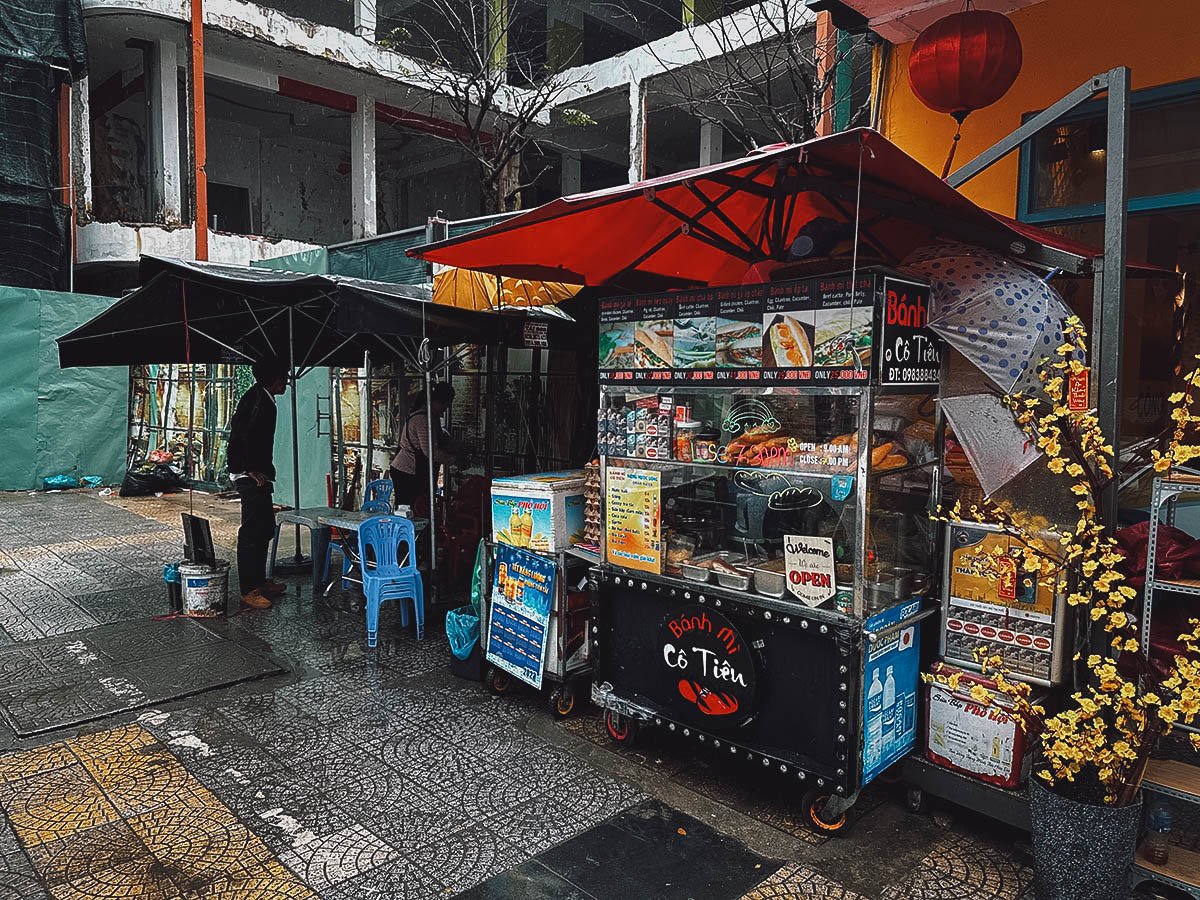 Banh Mi Co Tien stall in Da Nang