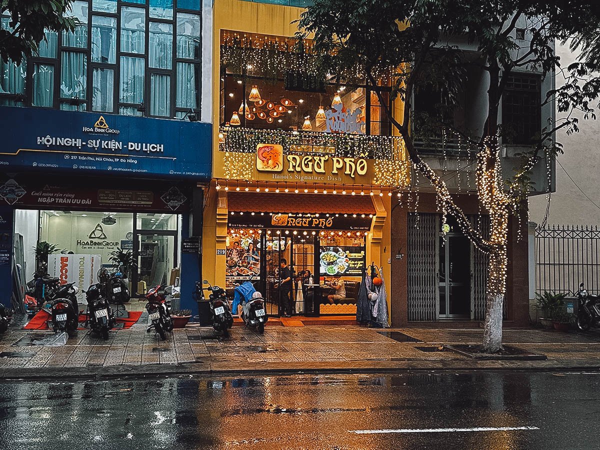 Ngu Pho restaurant in Da Nang