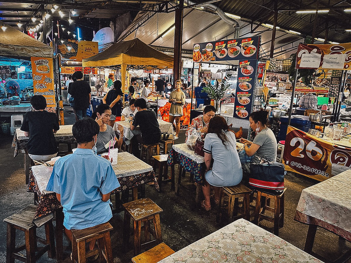 Dining area at Talat Phlu Market in Bangkok