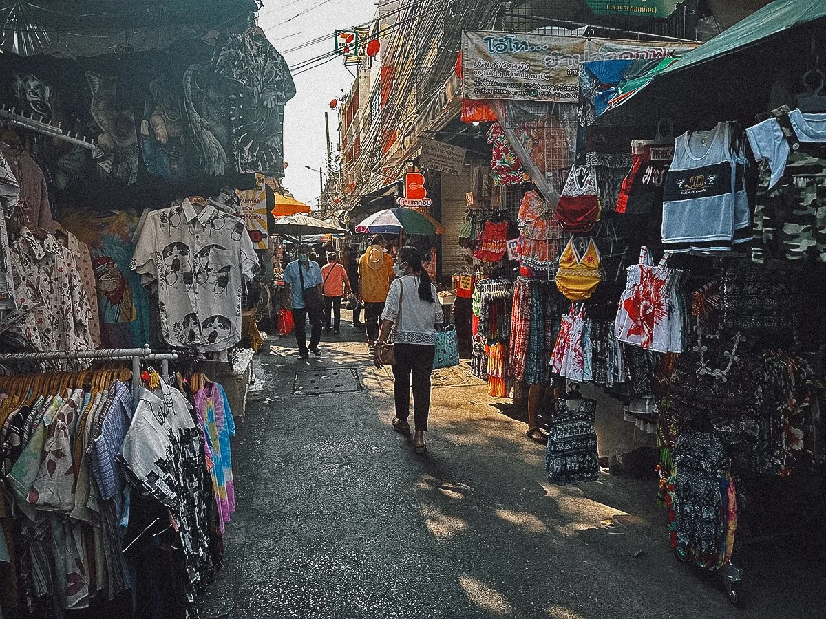 Wang Lang Market in Bangkok