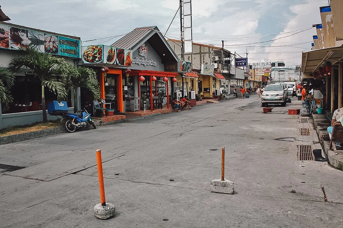 Restaurants at the Seaside Market