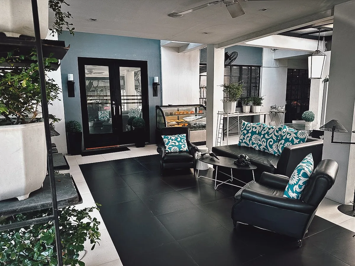 The Best Restaurants in Manila Romulo Cafe restaurant interior