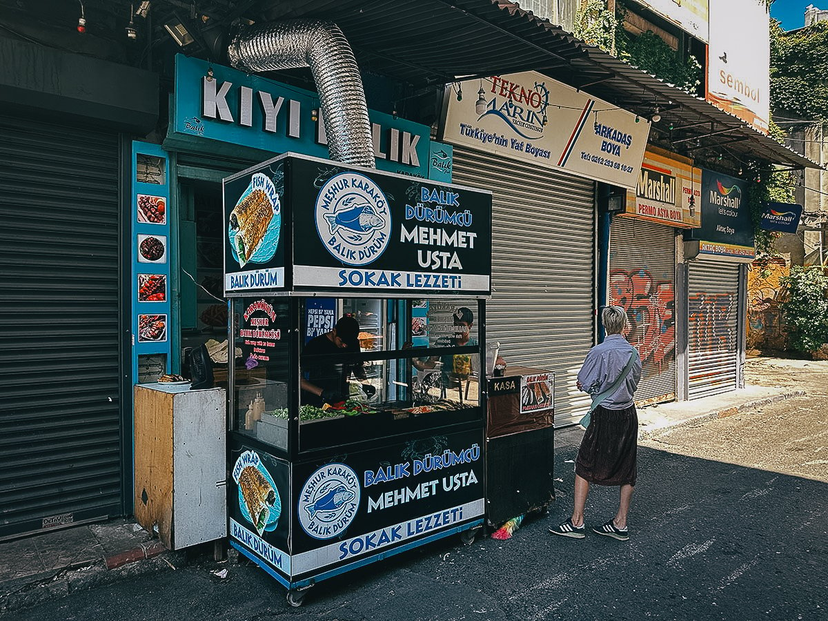 Kiyi Balik stall in Istanbul