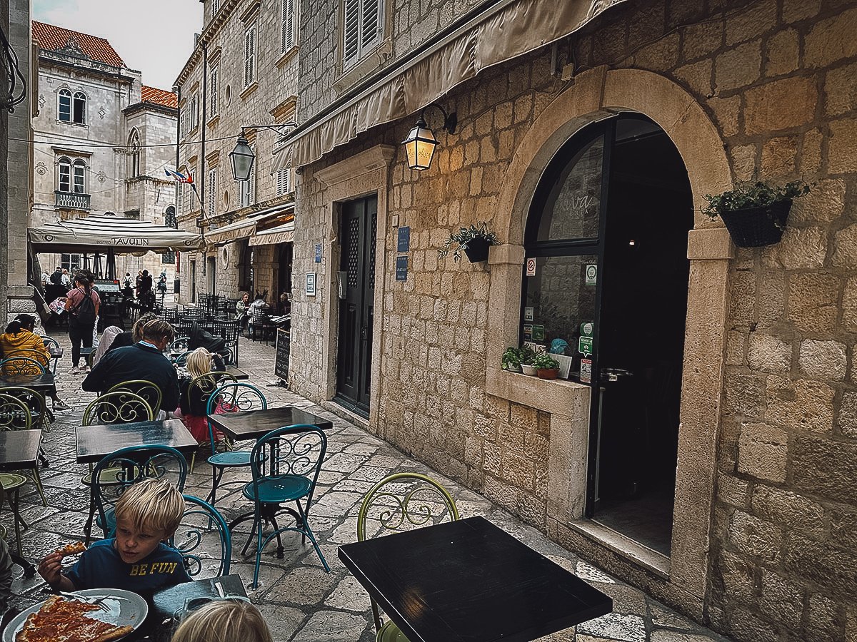 Oliva Pizzeria restaurant in Dubrovnik, Croatia