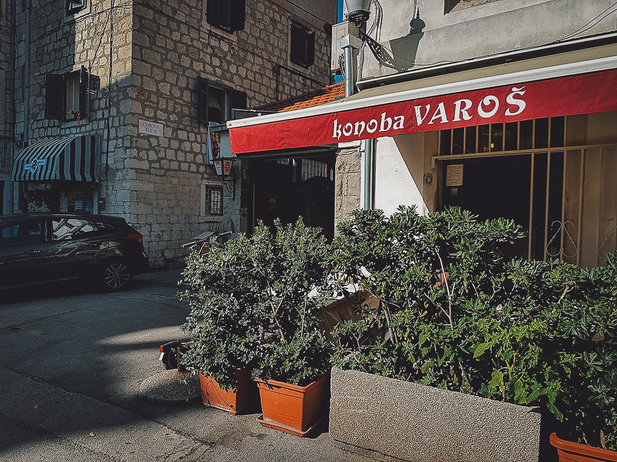 Konoba Varos restaurant in Split