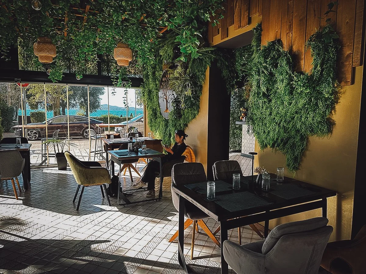 The Best Restaurants in Zadar The Botanist restaurant interior