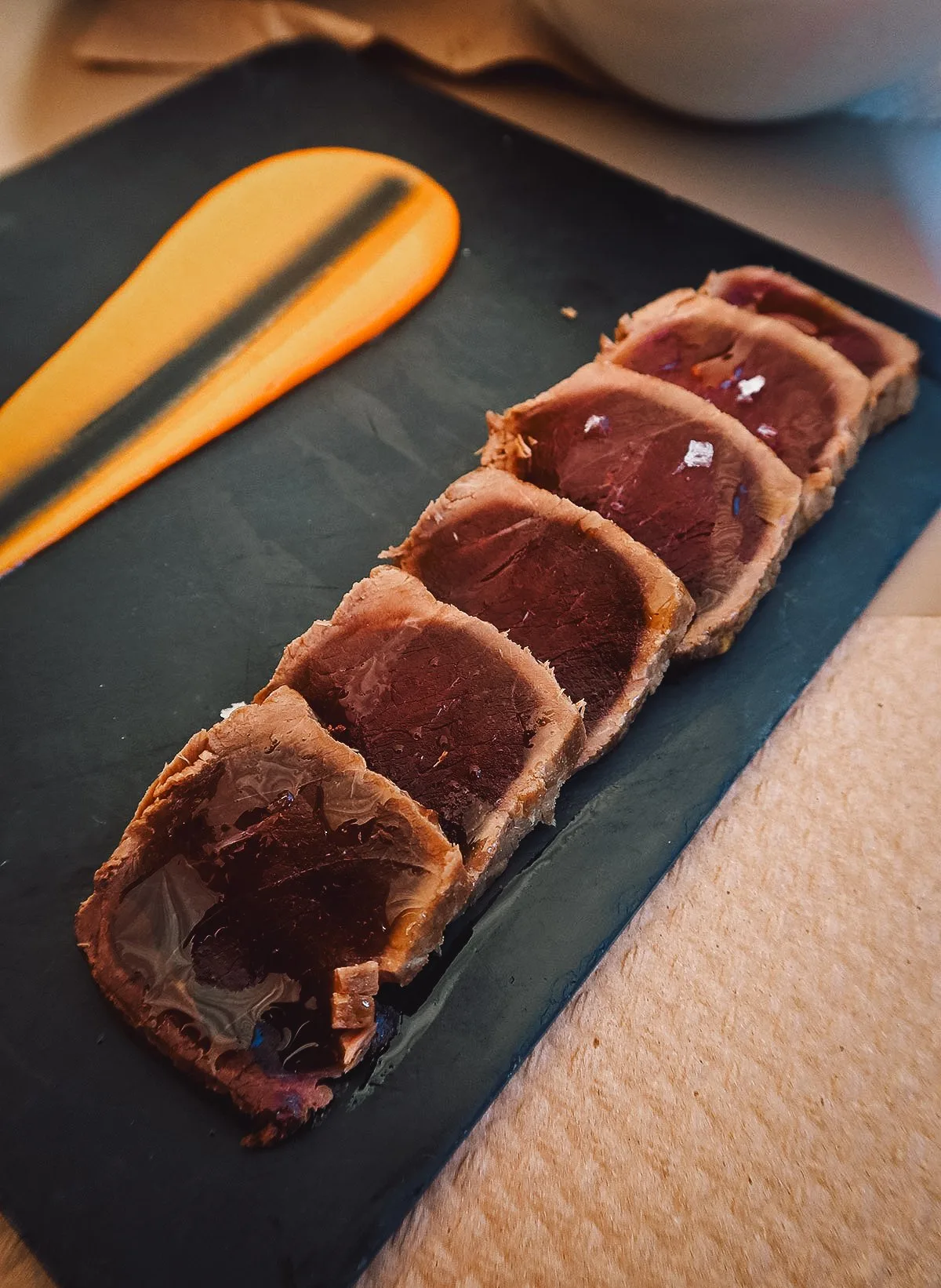 Tuna tataki at a restaurant in Malaga