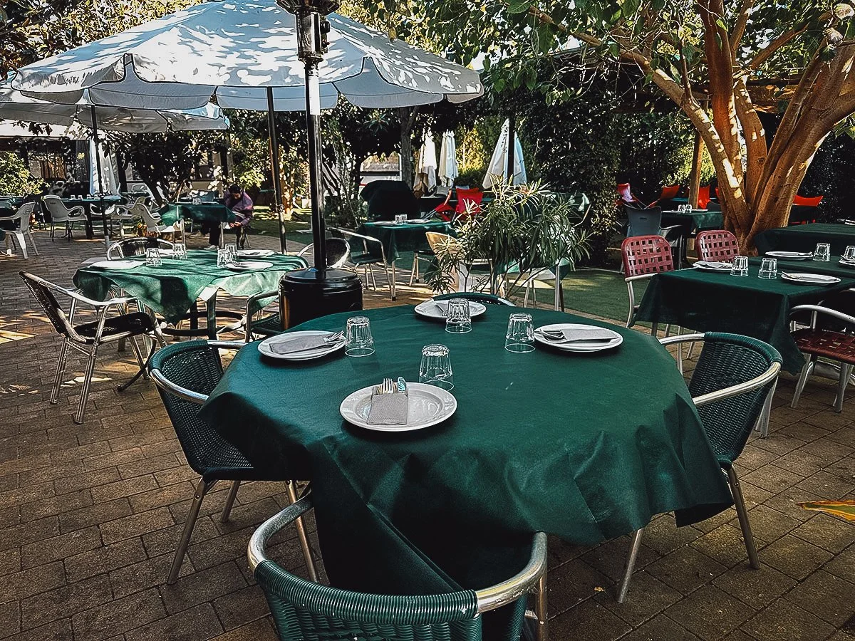 Alqueria del Pao restaurant interior