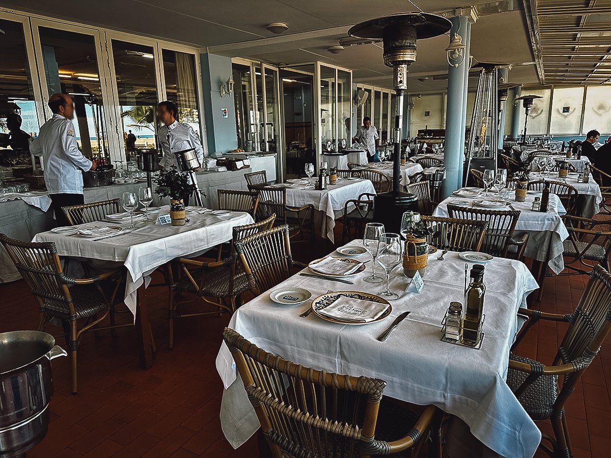 La Pepica restaurant terrace seating