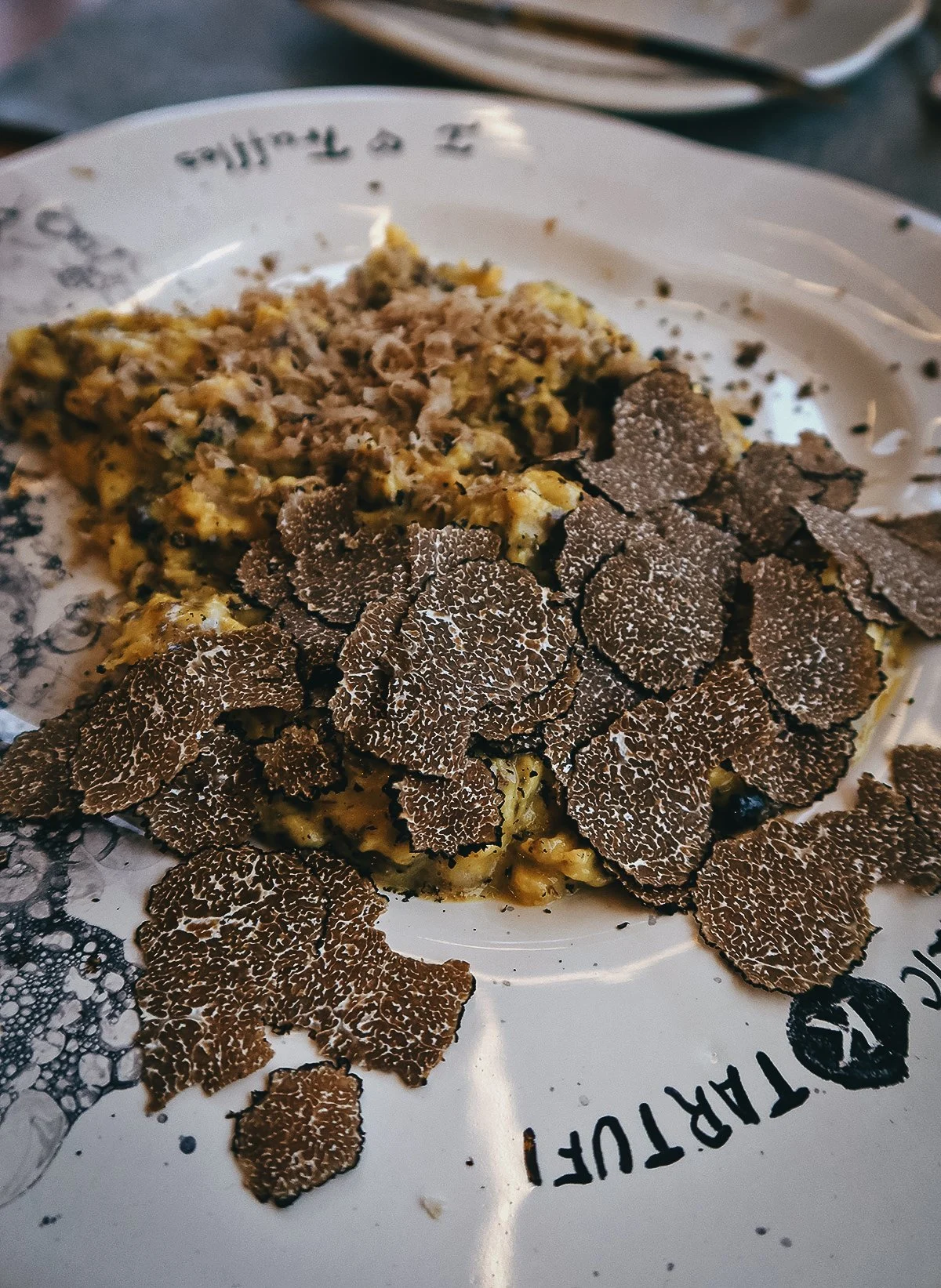 Scrambled eggs with black truffles