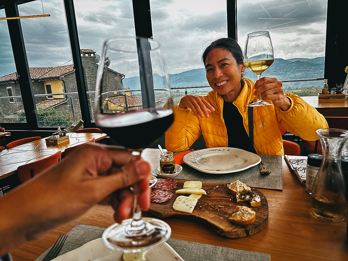 Toasting to a successful truffle hunt