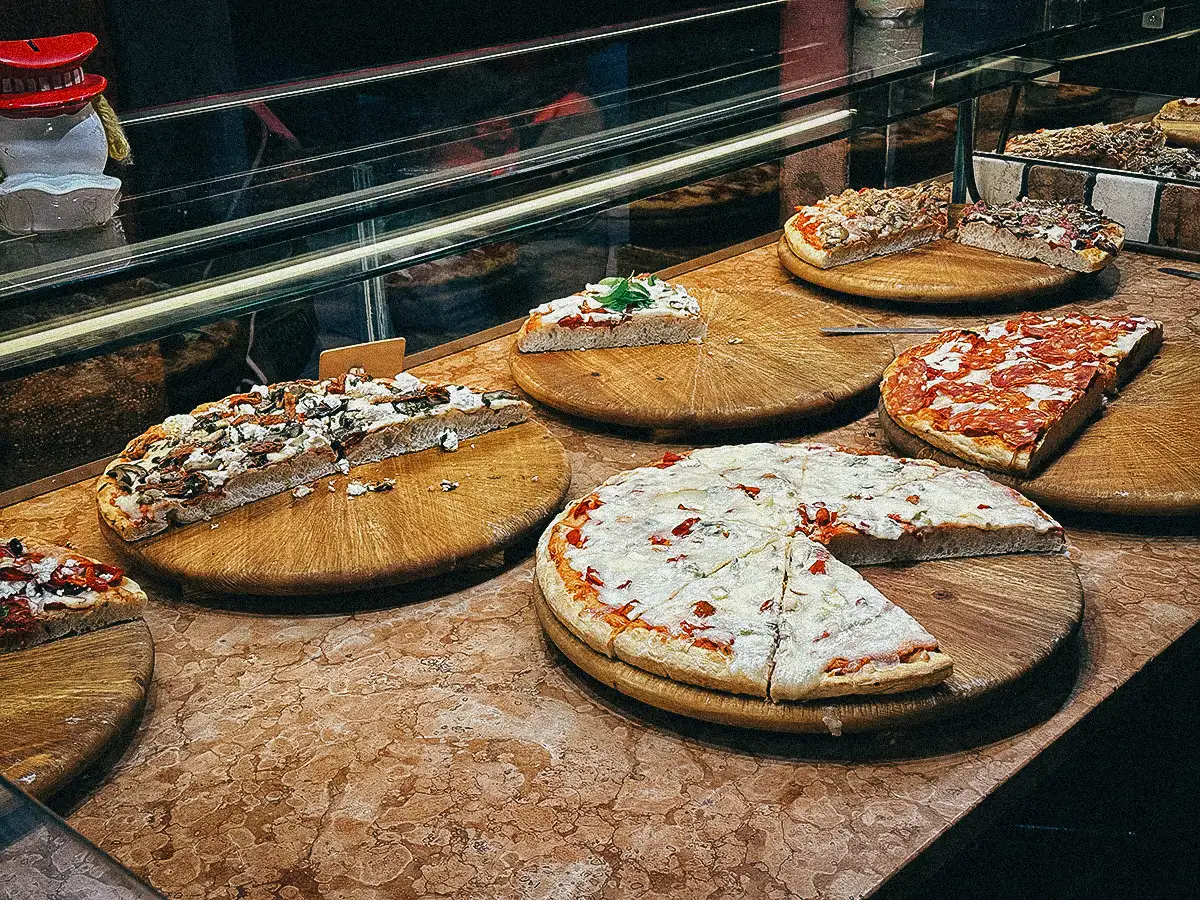 Locally-Recommended Restaurants in Venice, Italy Pizzas on display