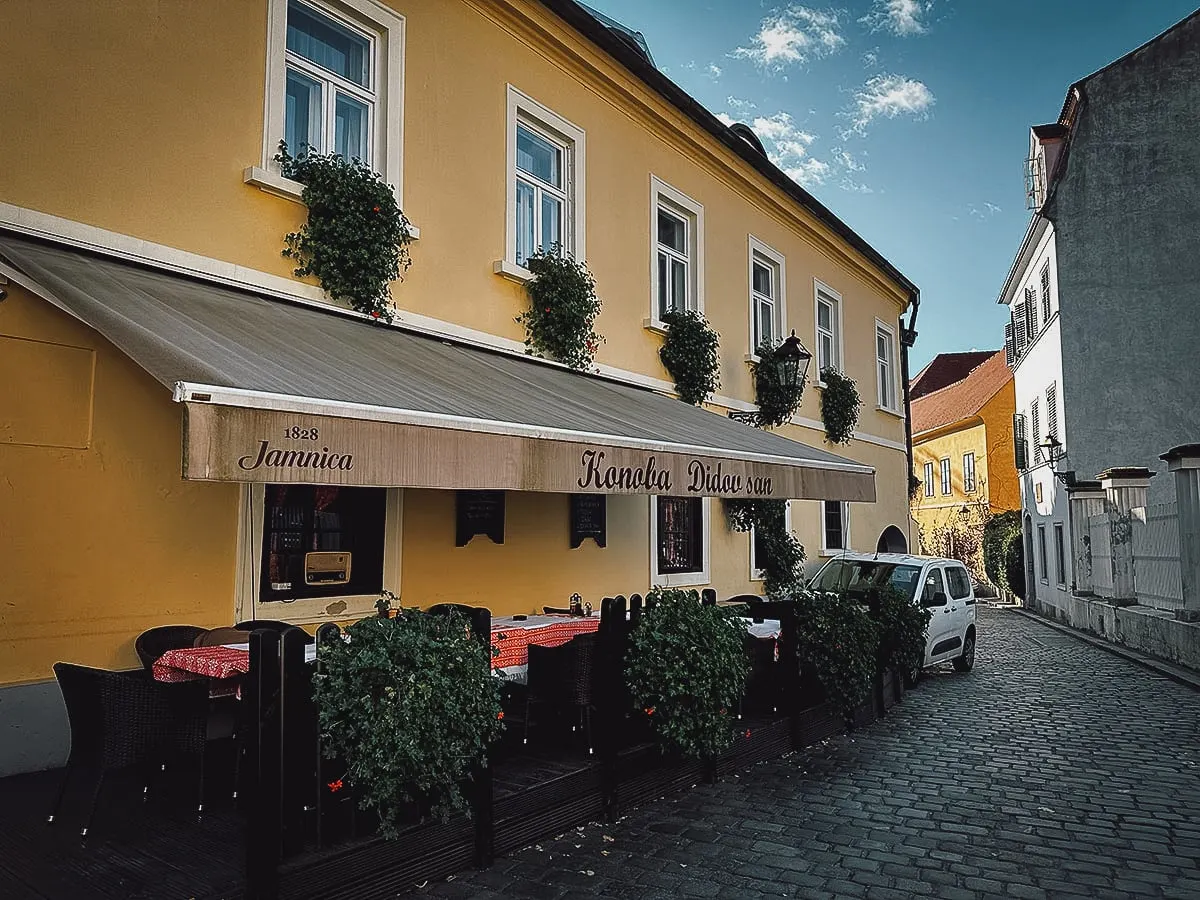 Konoba Didov San restaurant exterior