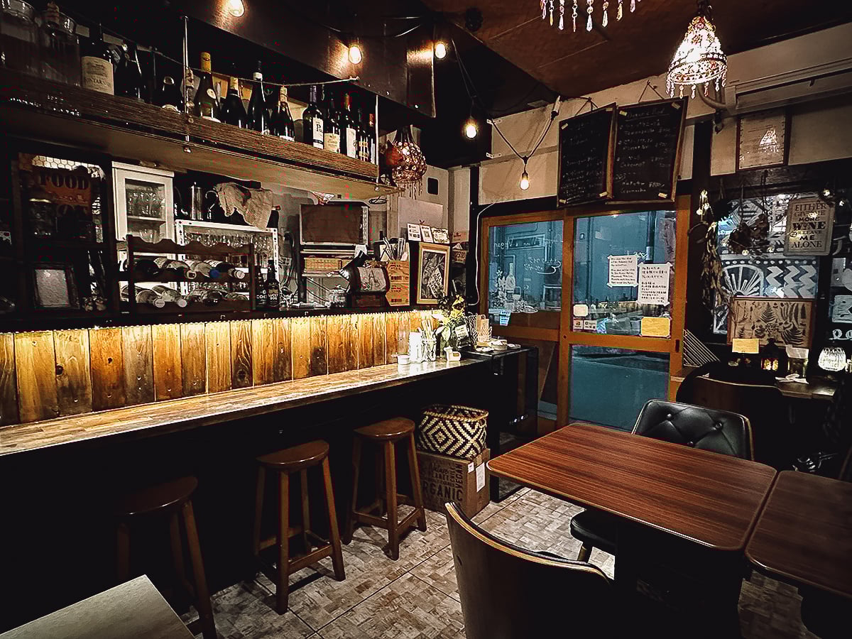 Vegan Restaurants in Tokyo, Japan Loca Kitchen restaurant interior