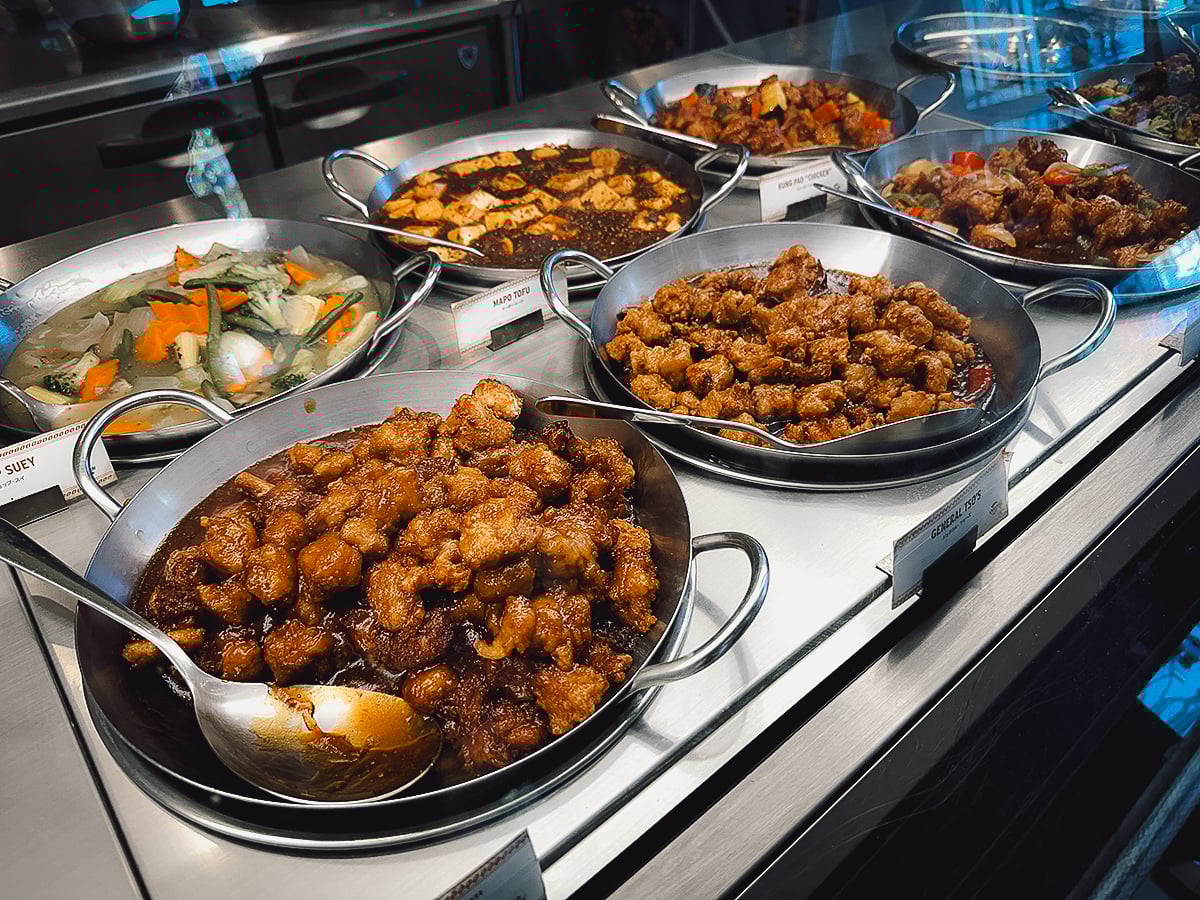 Vegan Restaurants in Tokyo, Japan Vegan Chinese dishes at Oscar