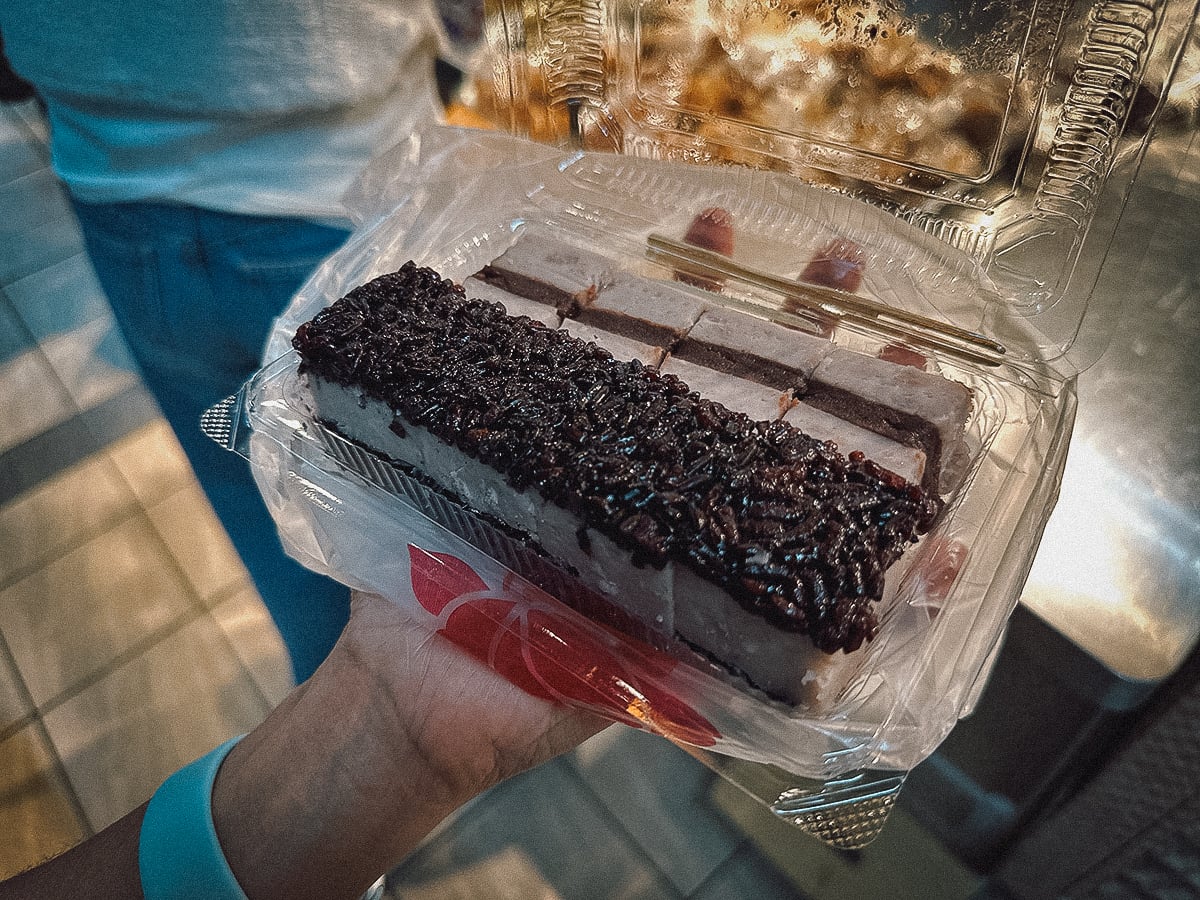 Night Markets in Taipei Purple rice and taro cake