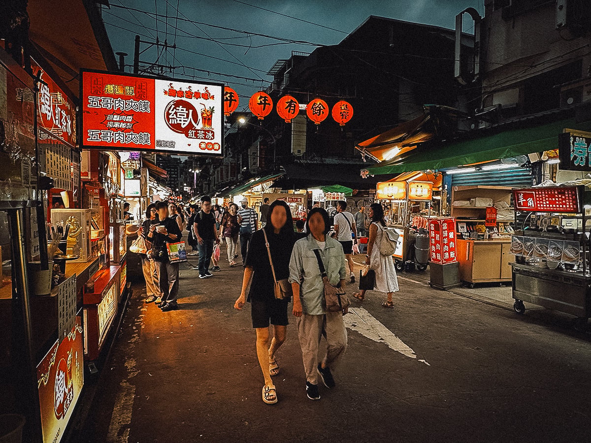Night Markets in Taipei Stalls at Linjiang Night Market
